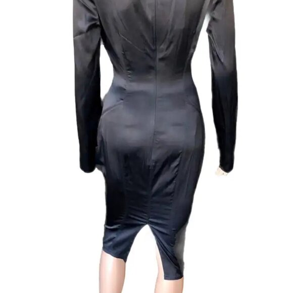 Ultra-Rare Tom Ford for Gucci Cold Shoulder Silk Dress (F/W 2003) - Picture 4 of 16